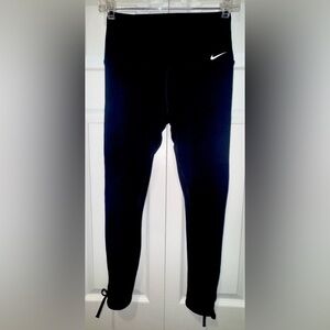 Nike dri fit open ankle bow pants. Size Medium. (Fits more like small) EUC
